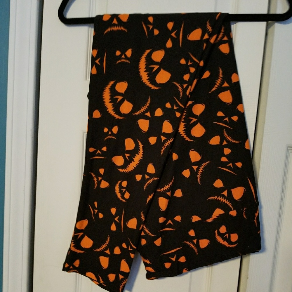 NWOT Lularoe TC2 Leggings